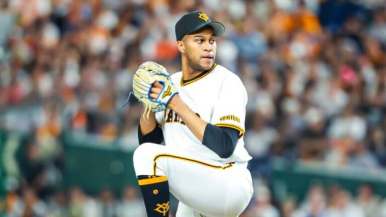 Raidel Martínez gana este lunes en la NPB
