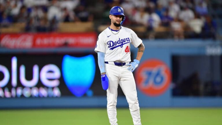 Andy Pagés empuja una en triunfo de Dodgers de Los Ángeles