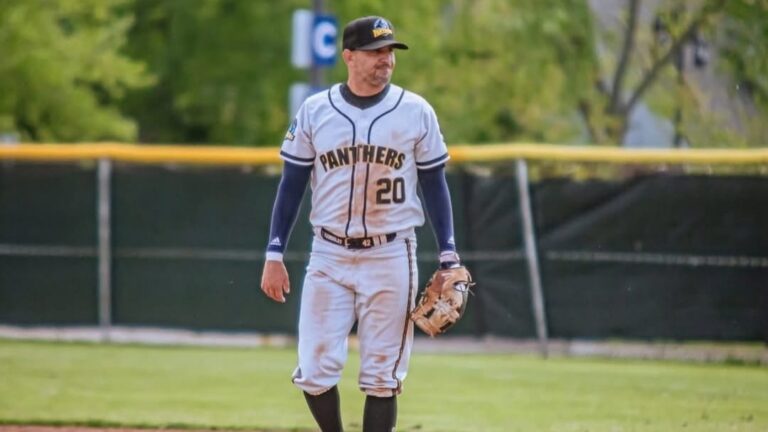 Yordan Manduley y un despido inesperado por las Panteras de Kitchener