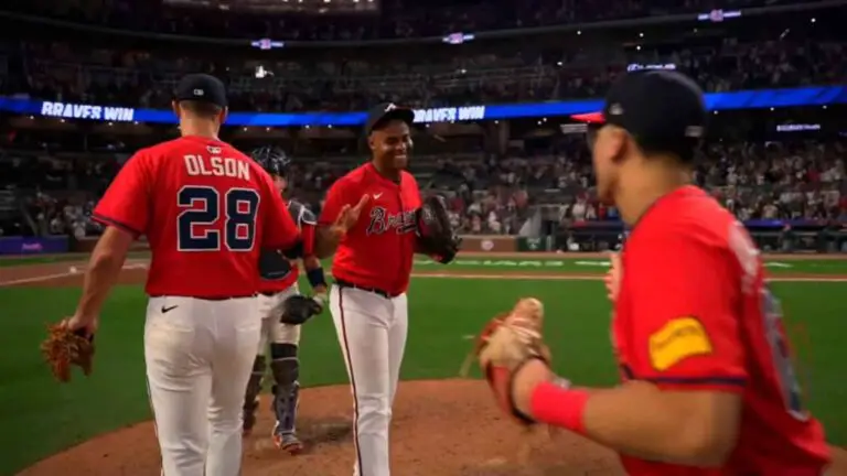 Raisel Iglesias: Top-5 en juegos salvados en la Liga Nacional