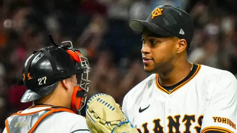 Raidel Martínez rompe marca histórica de los Gigantes de Yomiuri