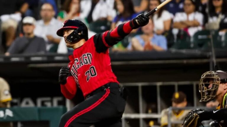 Miguel Vargas llega a 15 jonrones en la temporada de MLB