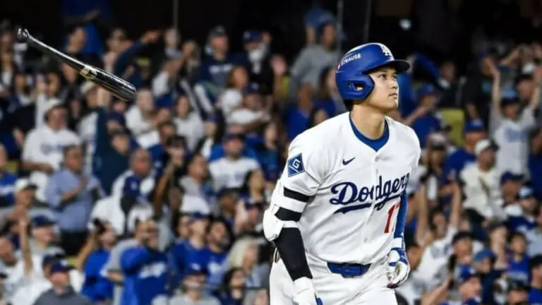 Shohei Ohtani impulsa a los Dodgers a la primera victoria en Play Off