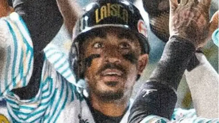 Roel Santos triplica en triunfo de Bravos de Margarita
