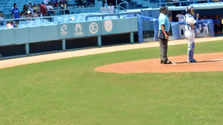 El relato oficial del béisbol cubano se derrumba otra vez El relato oficial del béisbol cubano se derrumba otra vez