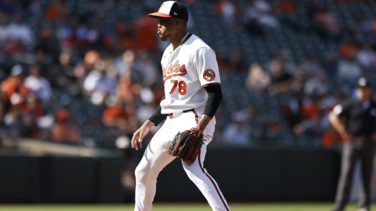 Yennier Cano sumó 17 holds pero retrocedió en su rendimiento con los Orioles