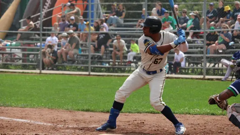 Yosvani Peñalver regresará al béisbol canadiense con las Panteras de Kitchener en el 2026 Yosvani Peñalver regresará al béisbol canadiense con las Panteras de Kitchener en el 2026