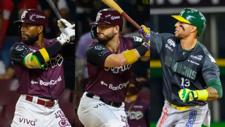 Leonys Martín, Julio Pablo Martínez y Orlando Martínez la sacan del parque en México Leonys Martín, Julio Pablo Martínez y Orlando Martínez la sacan del parque en México