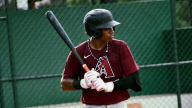 El granmense Loidel Amaya firmó con los Diamondbacks de Arizona