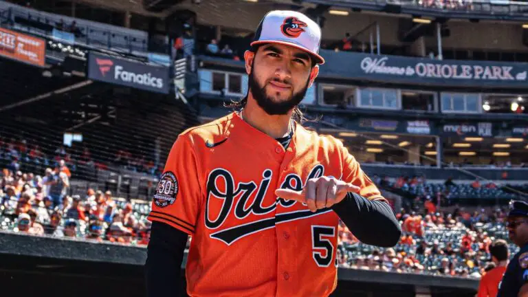 ¿Por qué los equipos deberían firmar a Cionel Pérez?