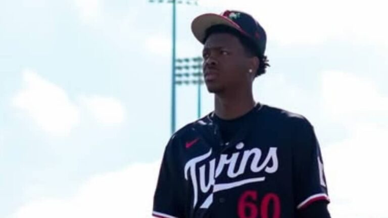 Kendrys Rojas se anota triunfo en su debut en Spring Training