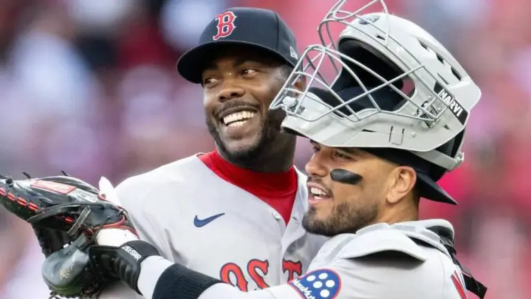 Aroldis Chapman se impuso en el Opening Day 2026 con juego salvado