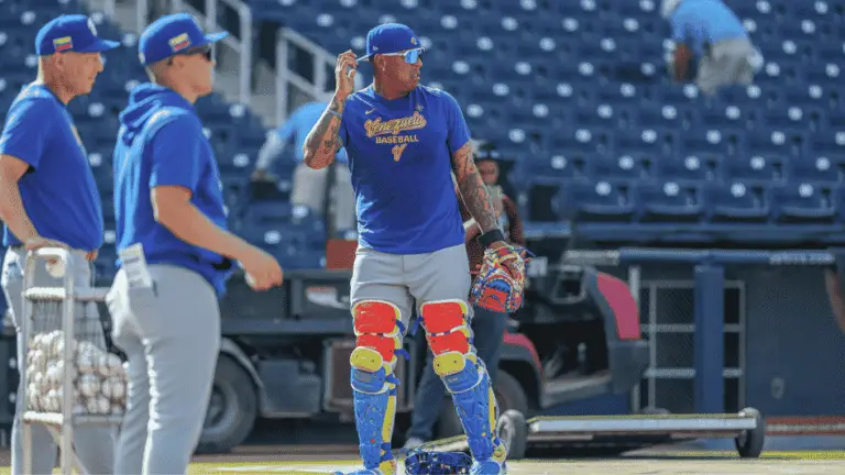 Salvador Pérez compara el Clásico Mundial de Béisbol con el séptimo juego de la Serie Mundial