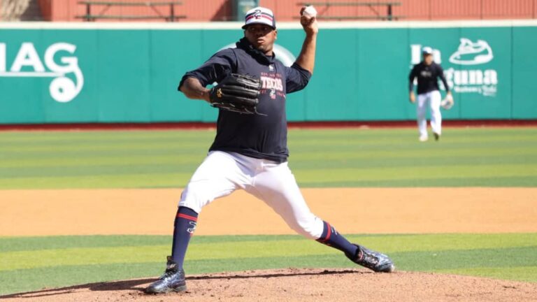 Roenis Elías debutó como abridor con los Tecos en el Spring Training