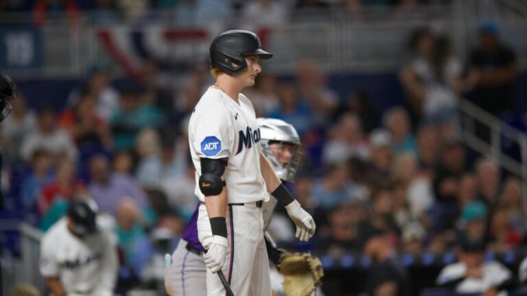 Owen Caissie presenta credenciales para novato del año Owen Caissie presenta credenciales para novato del año