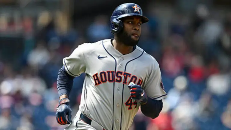 Yordan Álvarez sigue intratable en humillante derrota de Astros