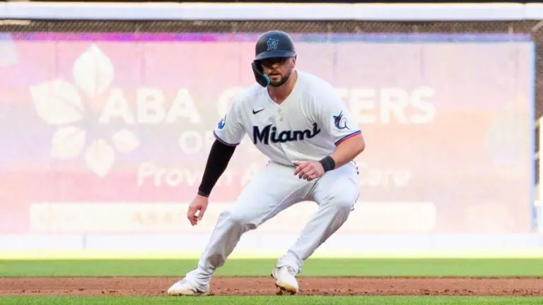 Ajustes ante zurdos están afectando el rendimiento ofensivo de los Marlins