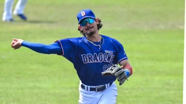 Christian Rodríguez llamado al primer equipo de los Dragones de Chunichi Christian Rodríguez llamado al primer equipo de los Dragones de Chunichi
