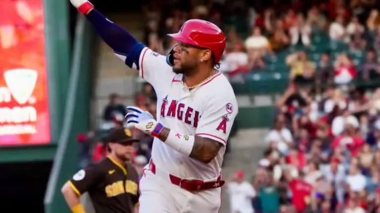 Yoan Moncada con cuadrangular ayuda a Los Angeles Angels