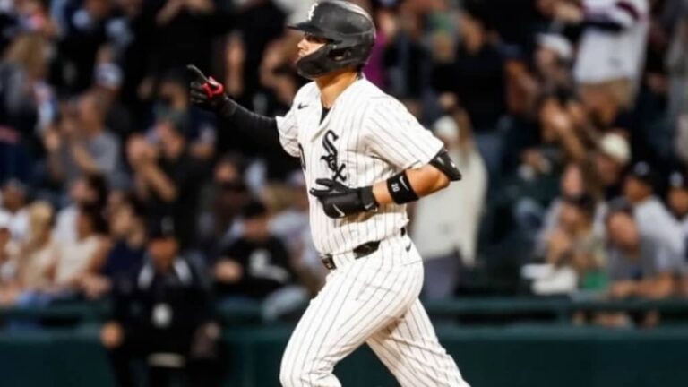 Miguel Vargas pega cuadrangular en victoria de los Medias Blancas de Chicago