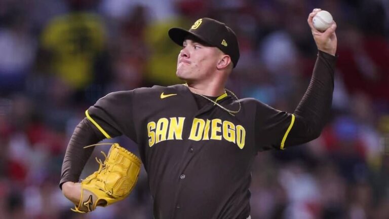 Adrián Morejón suma su quinto hold del año ante los Cachorros