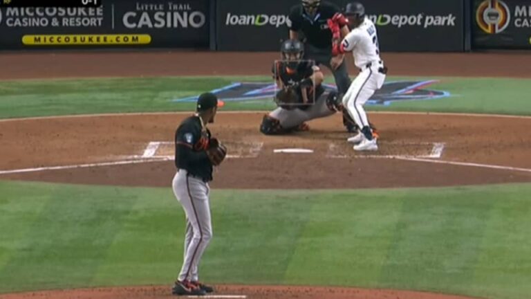 Yennier Cano no permitió libertades a los Marlins en dos entradas de labor