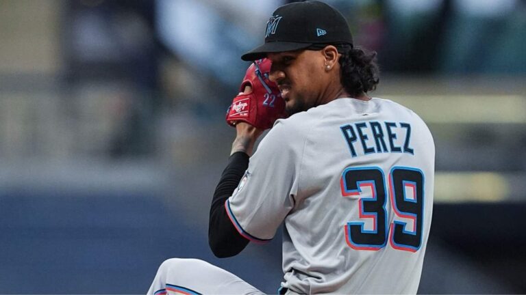 Eury Pérez sólido, pero los bates de Miami se apagan en el inicio de la serie del martes