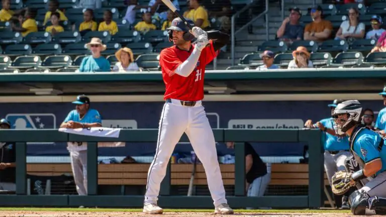 Los Miami Marlins suben a Joe Mack y bajan a Agustín Ramírez