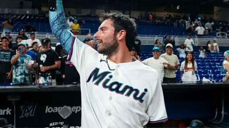 Joe Mack anota la carrera de la victoria en un dramático triunfo walk-off