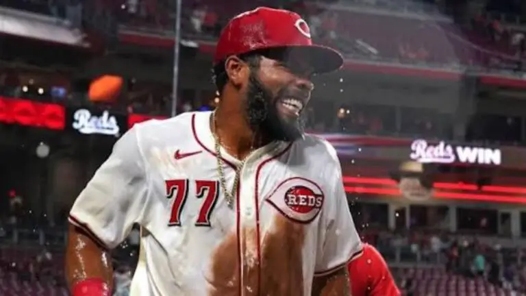 Los Miami Marlins realizan cambio con los Rojos de Cincinnati