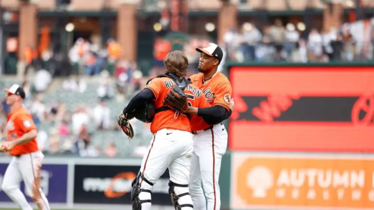 Yennier Cano selló lechada de Orioles ante Yankees