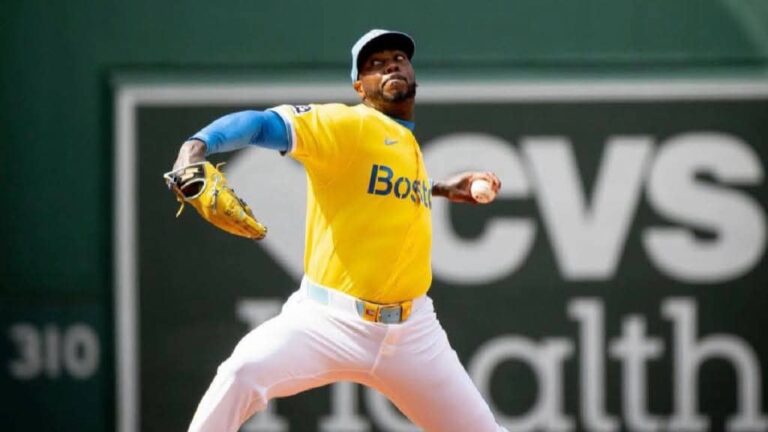 Aroldis Chapman llegó a 16 juegos salvados en la temporada 2026 de Grandes Ligas
