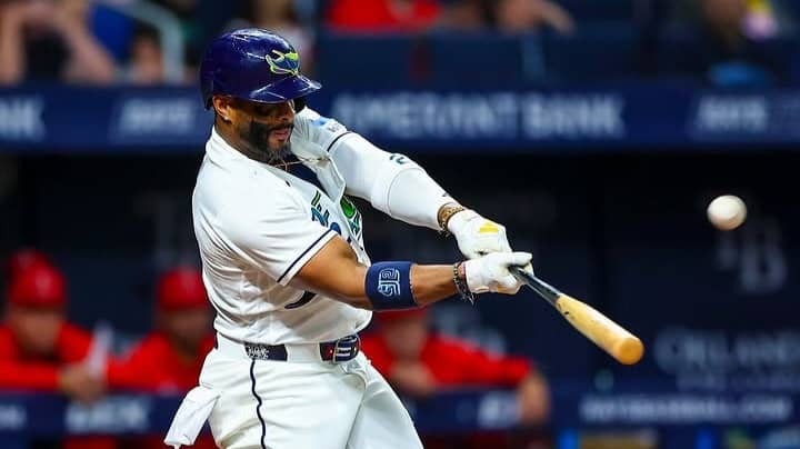Yandy Díaz ligó extrabase en victoria de Rays sobre Mariners Yandy Díaz ligó extrabase en victoria de Rays sobre Mariners