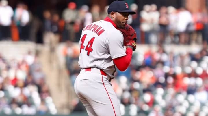 Aroldis Chapman aumentó a 19 sus juegos salvados en la temporada 2026 de Grandes Ligas Aroldis Chapman aumentó a 19 sus juegos salvados en la temporada 2026 de Grandes Ligas