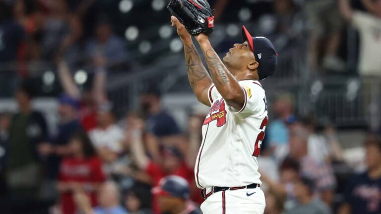 Raisel Iglesias llegó a 23 juegos salvados y es octavo en MLB Raisel Iglesias llegó a 23 juegos salvados y es octavo en MLB
