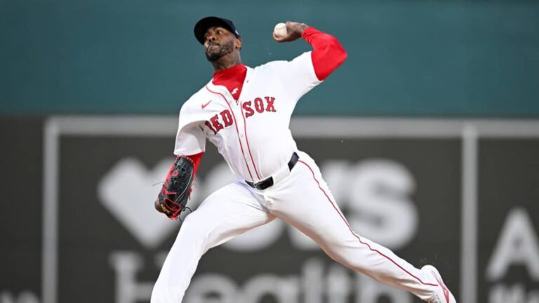 Aroldis Chapman se convierte en el relevista con más ponches en la historia de MLB Aroldis Chapman se convierte en el relevista con más ponches en la historia de MLB