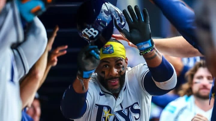 Yandy Díaz sumó el cuadrangular 19 de la temporada en Grandes Ligas Yandy Díaz sumó el cuadrangular 19 de la temporada en Grandes Ligas