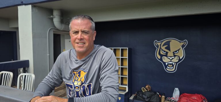 Juan Álvarez: “Ganar con FIU sería más importante para mí que la Serie Mundial de 2003” Juan Álvarez: “Ganar con FIU sería más importante para mí que la Serie Mundial de 2003”
