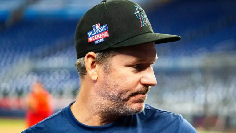 Marlins mantendrán a Clayton McCullough para 2027