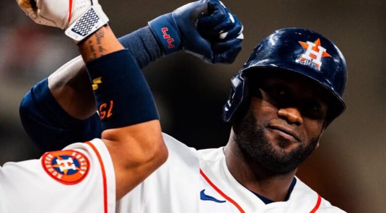 Astros vence 6-2 a Royals con jonrón 40 de Yordan Álvarez