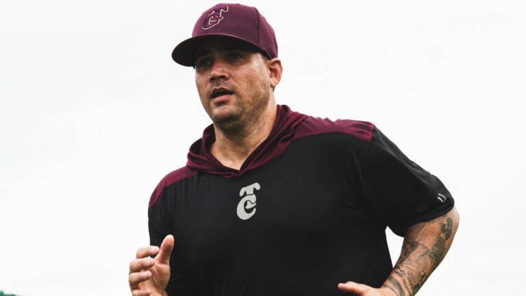 Norge Luis Ruiz llega a la pretemporada con Tomateros de Culiacán