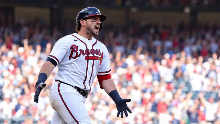 Austin Riley iguala una marca histórica con su jonrón ante los Phillies Austin Riley iguala una marca histórica con su jonrón ante los Phillies