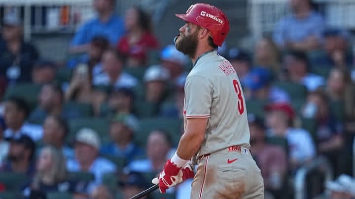 Bryce Harper: «Todo el mundo va a cometer errores en algún momento» Bryce Harper: "Todo el mundo va a cometer errores en algún momento"