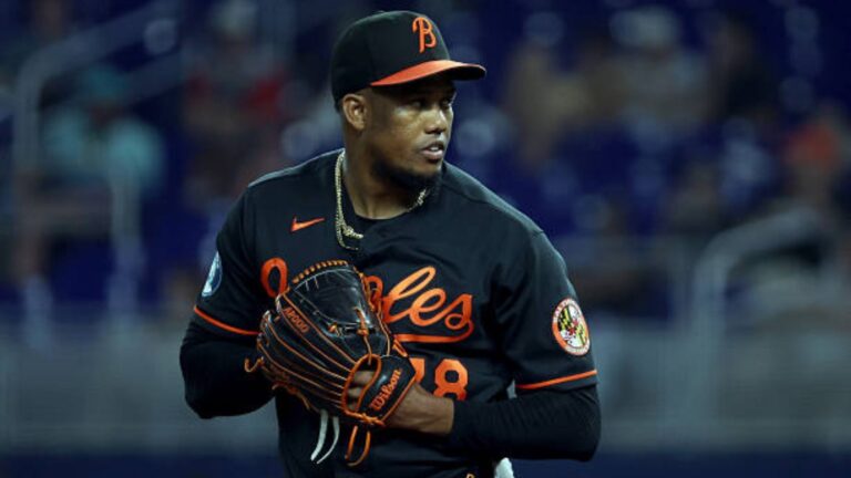 Yennier Cano hizo historia en Baltimore con su constancia Yennier Cano hizo historia en Baltimore con su constancia